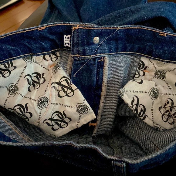 Rock and Republic Flared Jeans - Picture 8 of 12